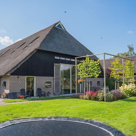 Grandeur Farmhouse In Dwingeloo At A National Park Villa Eksteriør billede